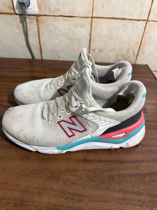 New Balance Mujer Rosa y Blanco