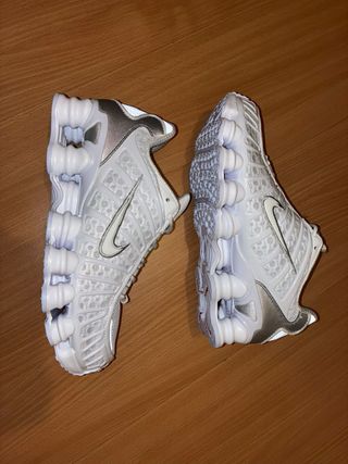 Nike Shox Argento e Bianco