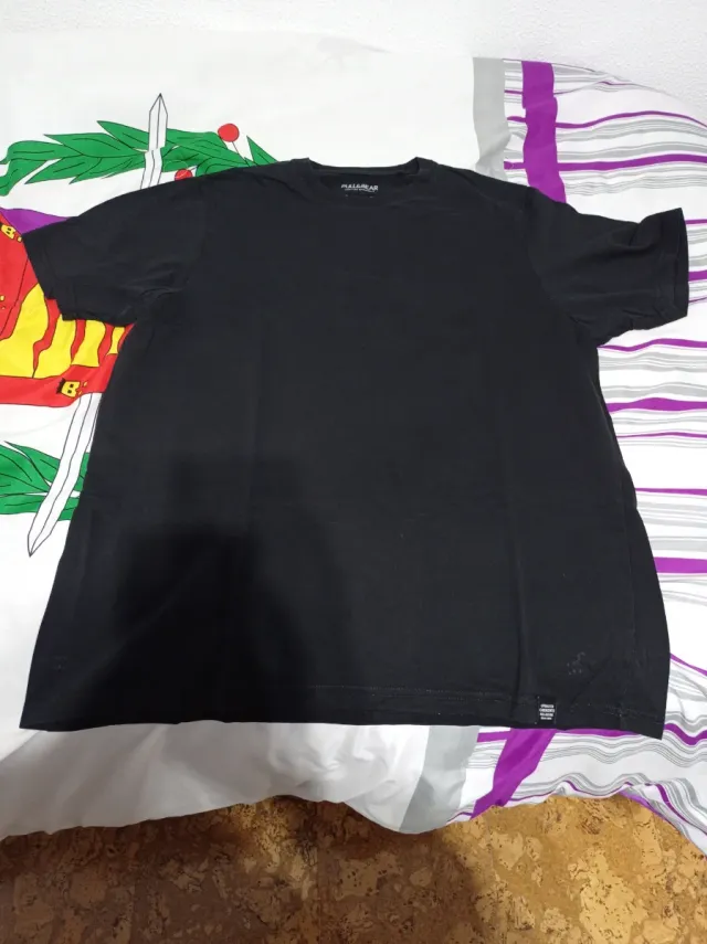 Camiseta Pull&Bear Negra Talla L