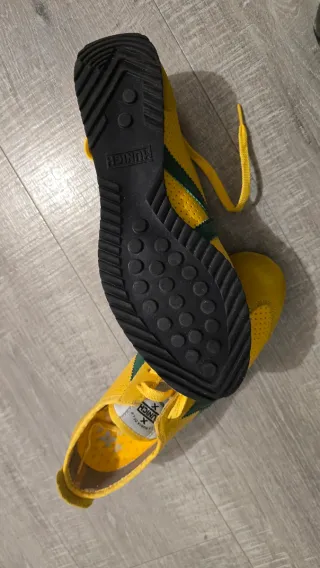 Munich mujer talla 39 Bambas Como Nuevas