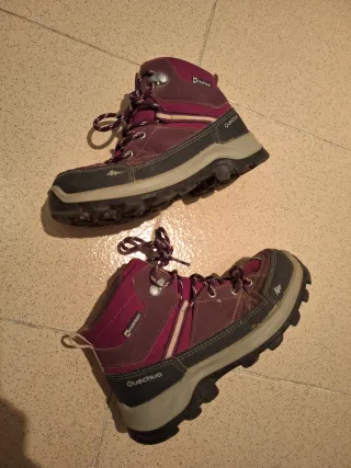 Botas de montaña niña