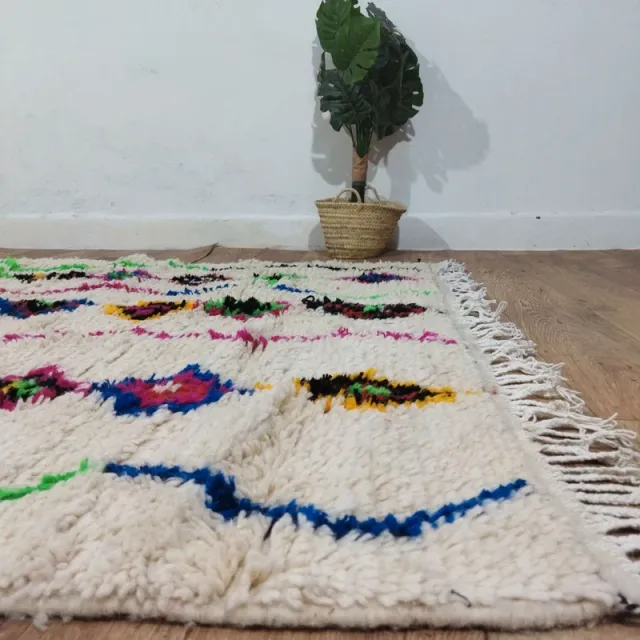 Alfombra fabricación artesanal de lana multicolor