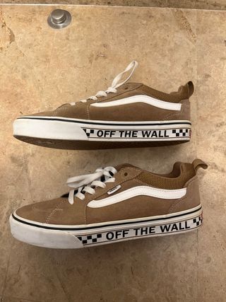 Zapatillas Vans Marrones y Blancas