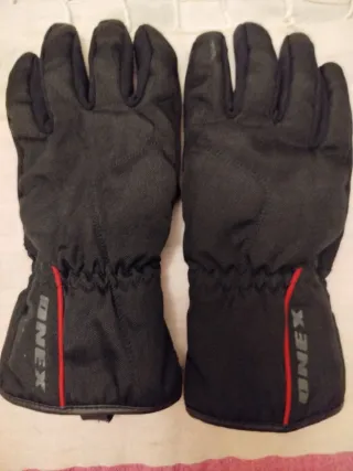 Guantes de moto ONEX negros y rojos