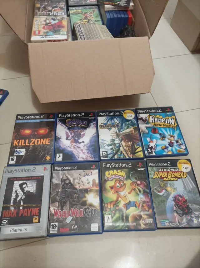 Lote 55 giochi PlayStation 2, 3 giochi Nintendo DS