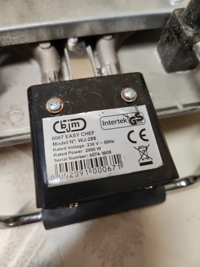 Chapa elétrica com controle de temperatura