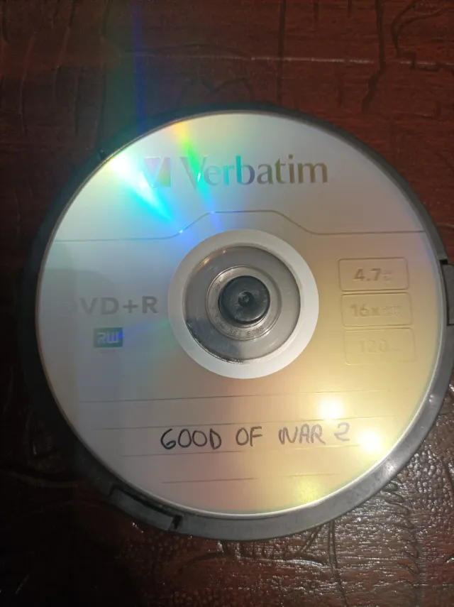 2 PlayStation 2 (PS2) Argento e Nero con controller