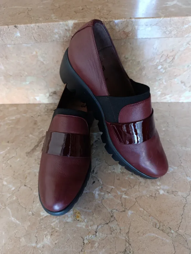 Zapatos Wonders Mujer Burdeos Charol