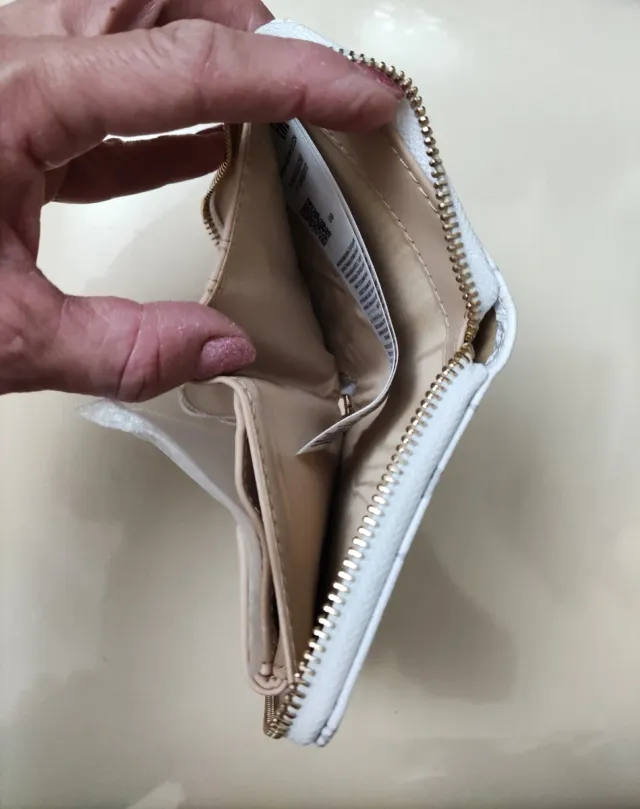 Portafoglio Guess Bianco Logo Grigio