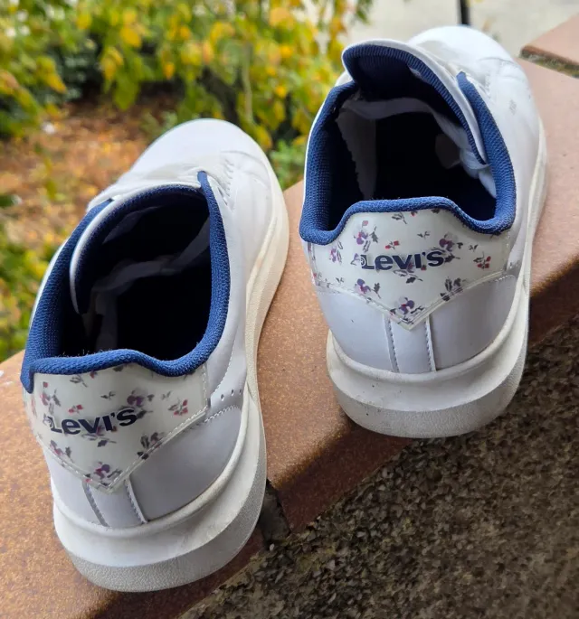 Zapatillas Levi's Mujer Blancas