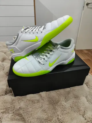 Nike Total 90 III x Palace Plata/Blanco