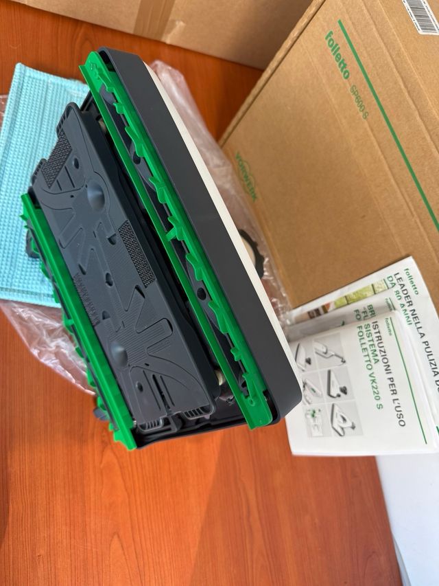 Folletto lavapavimenti sp600s