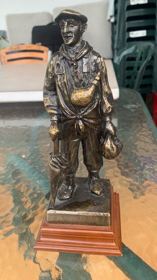 Figura Celedón Bronce