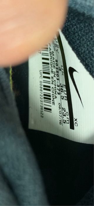 Botas fútbol niño Nike CR7 Talla 36,5