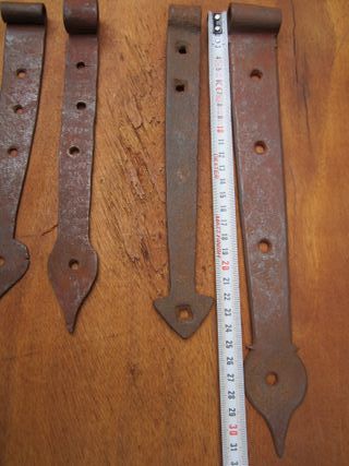 Bisagras antiguas de forja, lote 5 piezas.