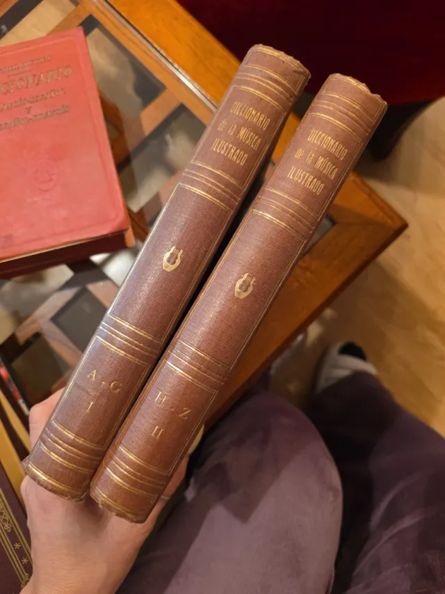 Diccionario de la música  Ilustrado