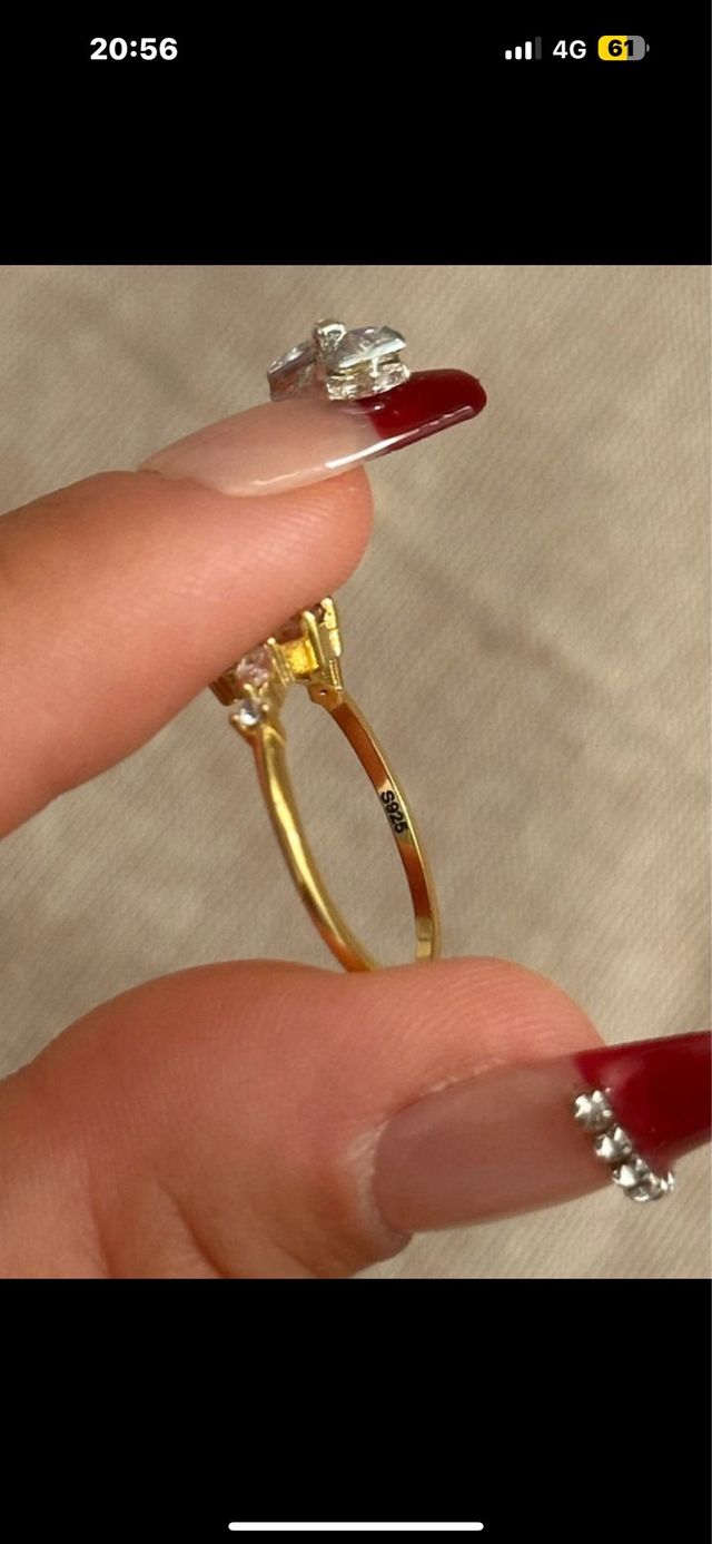 Anello in argento 925 placcato oro 18 con zirconi