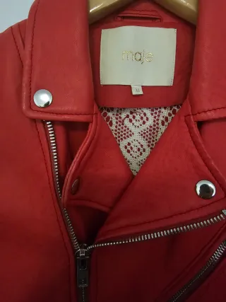 Chaqueta Roja de Cuero Maje