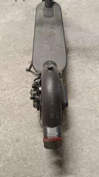 Patinete Eléctrico Xiaomi Mi Essential