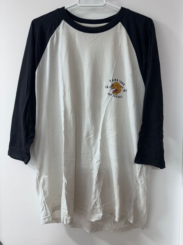 Playera Vans Raglan Negra Blanca