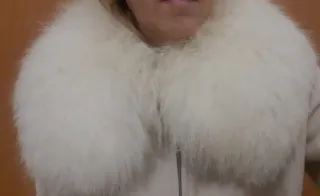 Collo pelliccia ecologica beige/bianco