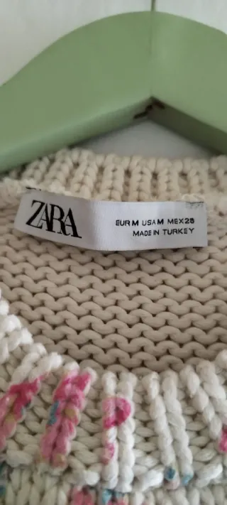 Top de punto Zara floral