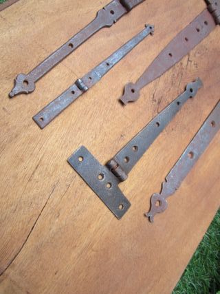 Bisagras antiguas elaboradas, lote 5 piezas.