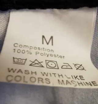 Camiseta Puma Negra y Roja Talla M