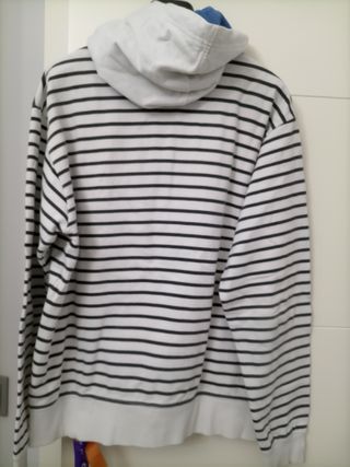 Sudadera con cremallera y rayas chico