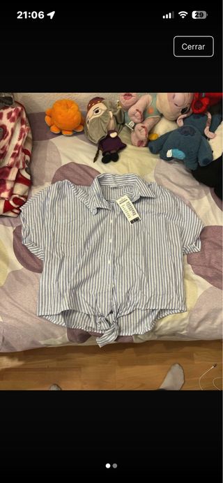 Camisa de rayas azul y blanco