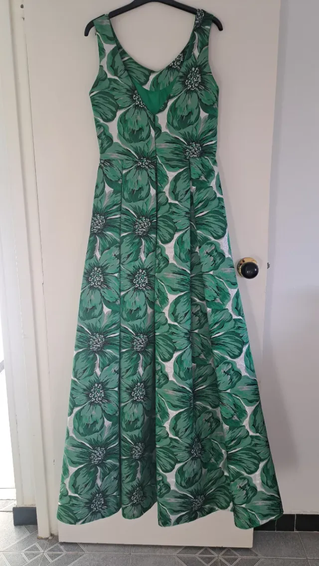 Vestido fiesta verde y blanco floral