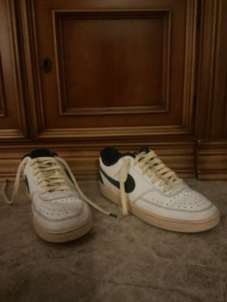 Zapatillas Nike Blancas y Verdes