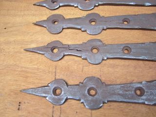 Bisagras antiguas de hierro forjado, 8 piezas.