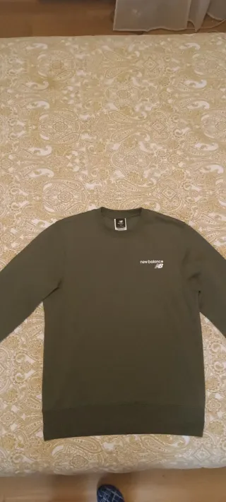 Sudadera New Balance Talla M Verde Oliva