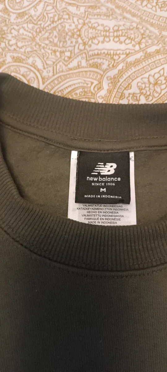 Sudadera New Balance Talla M Verde Oliva
