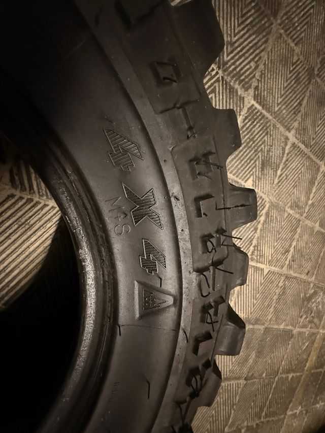 4 Neumáticos 4x4 NX Trac 255/70R15
