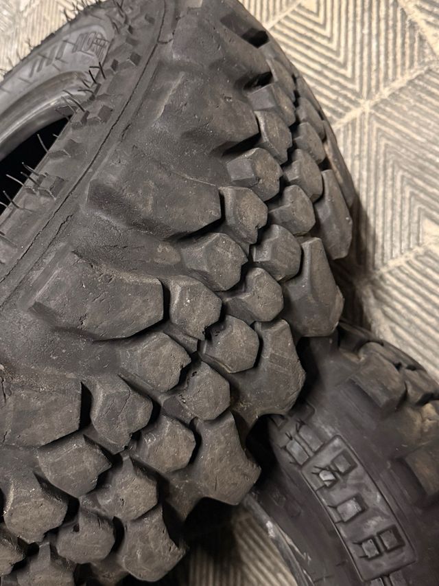 4 Neumáticos 4x4 NX Trac 255/70R15