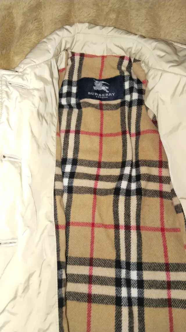 Chaqueta niña beige Talla 6 de burberry