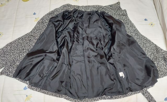 Abrigo estilo trench mujer