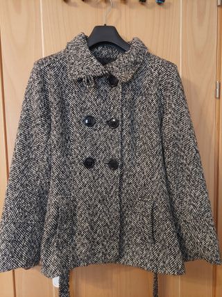 Abrigo estilo trench mujer