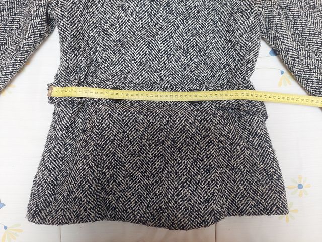 Abrigo estilo trench mujer