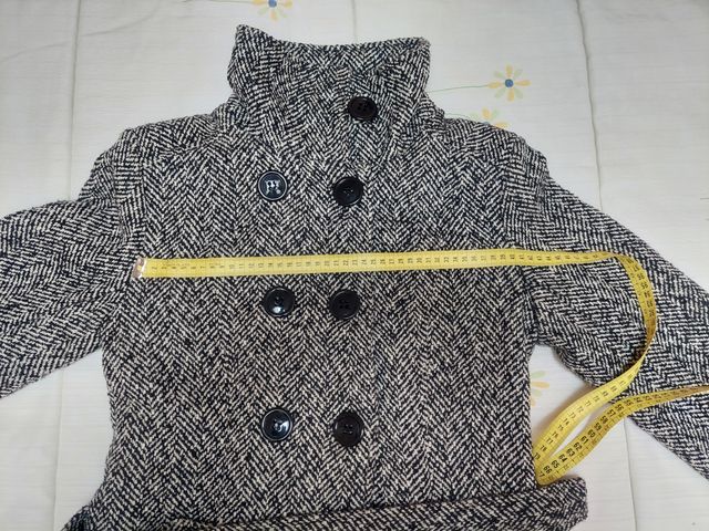 Abrigo estilo trench mujer