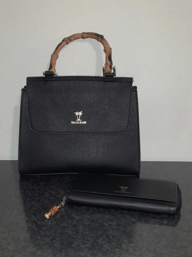 Borsetta Naj-Oleari con portafoglio