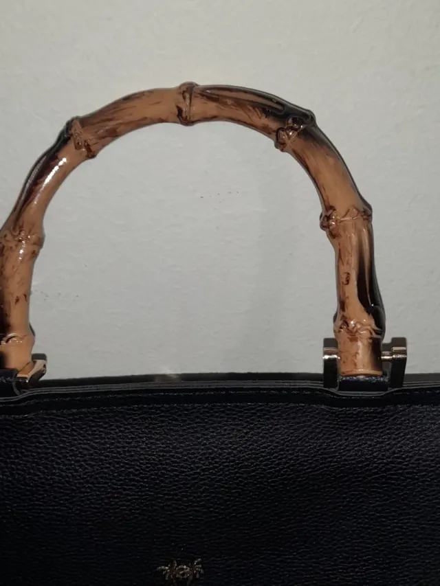 Borsetta Naj-Oleari con portafoglio