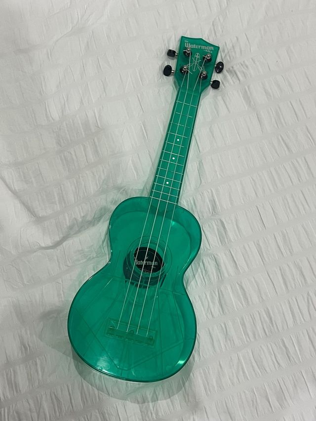 Ukelele Kala Waterman Verde Agua