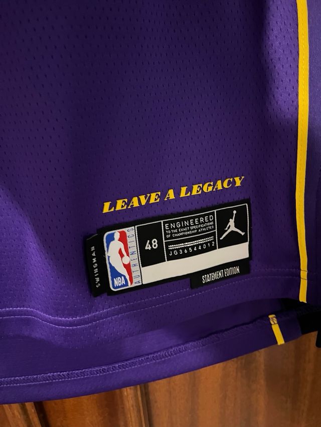 Camiseta Morada NBA Lakers LeBron James 23