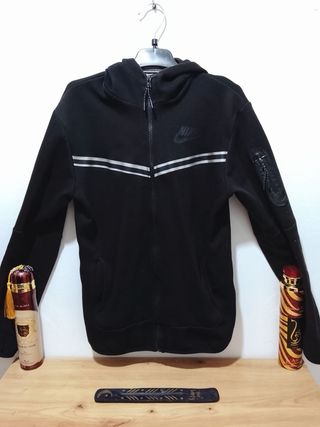 Sudadera Nike Tech Negra
