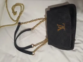 Set di borse Chanel, LV, YSL