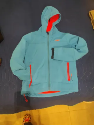 Giacca CMP azzurra con cappuccio