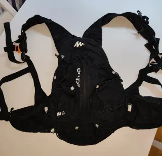 Mochila Quechua Senderismo Bici 10L Negra